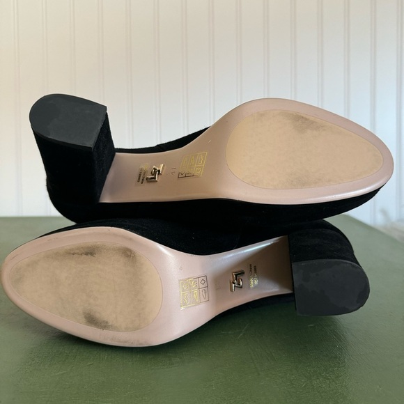 NWT Lola Cruz #045T30BK Chunky Heeled Zip-Back Boots in Black Suede - Picture 10 of 13